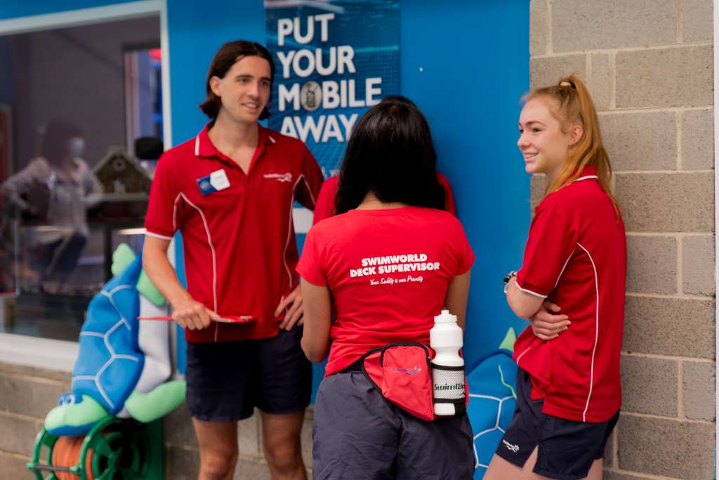 Experienced & Qualified Aquatic Instructors Swim World